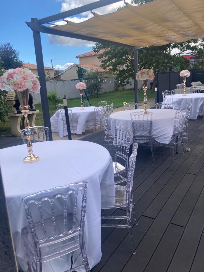 생프리에스트 Pavillon Bon Enfant 아파트 외부 사진